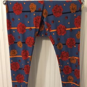 LuLaRoe TC orange and red floral leggings